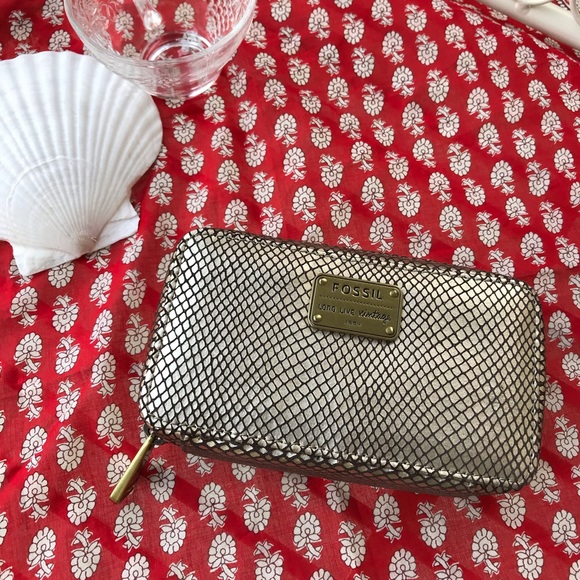 FOSSIL multi-use jewelry case (never used w/ tags) - Picture 1 of 5